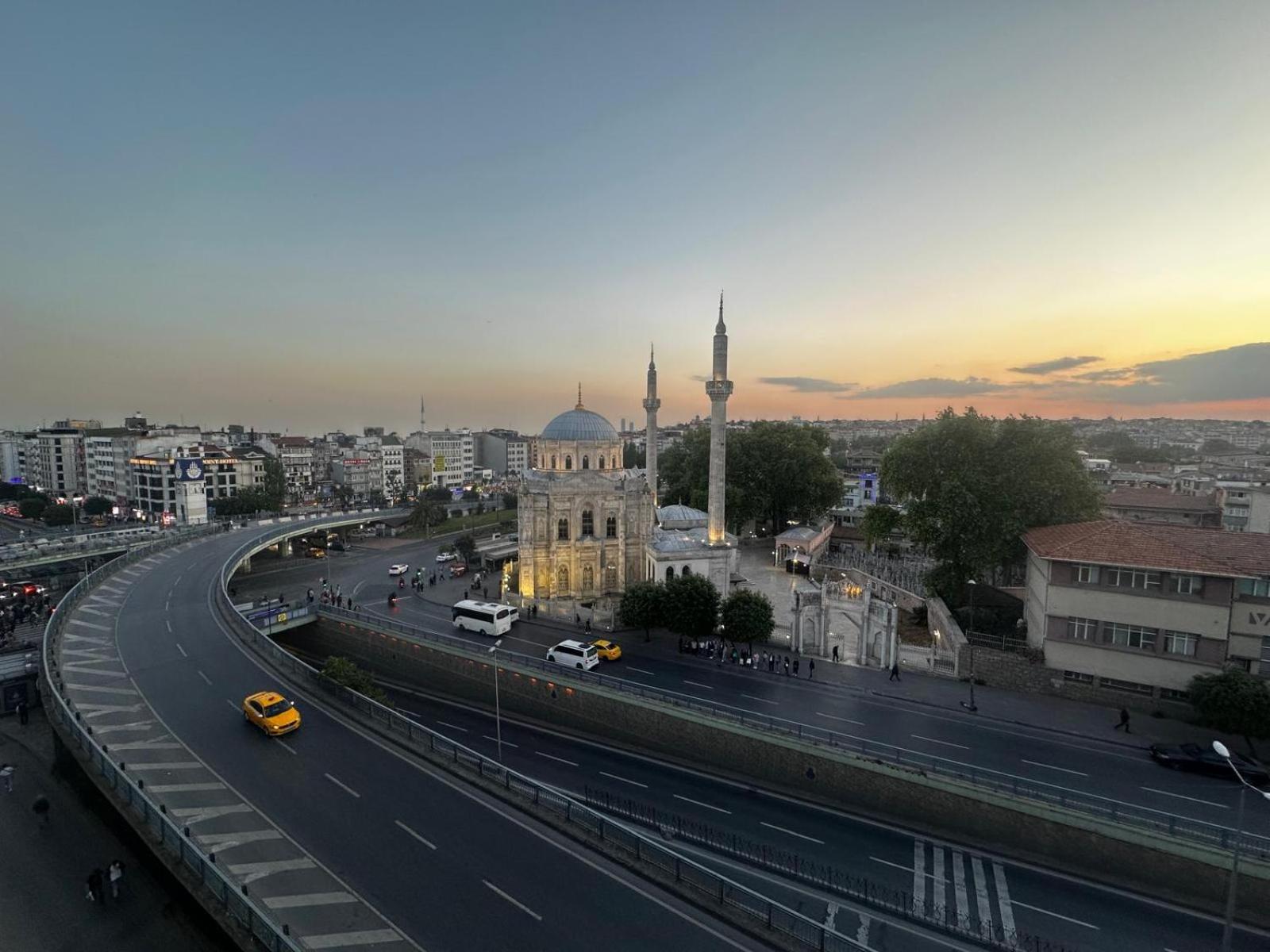 The Best Hotel Istanbul Bagian luar foto